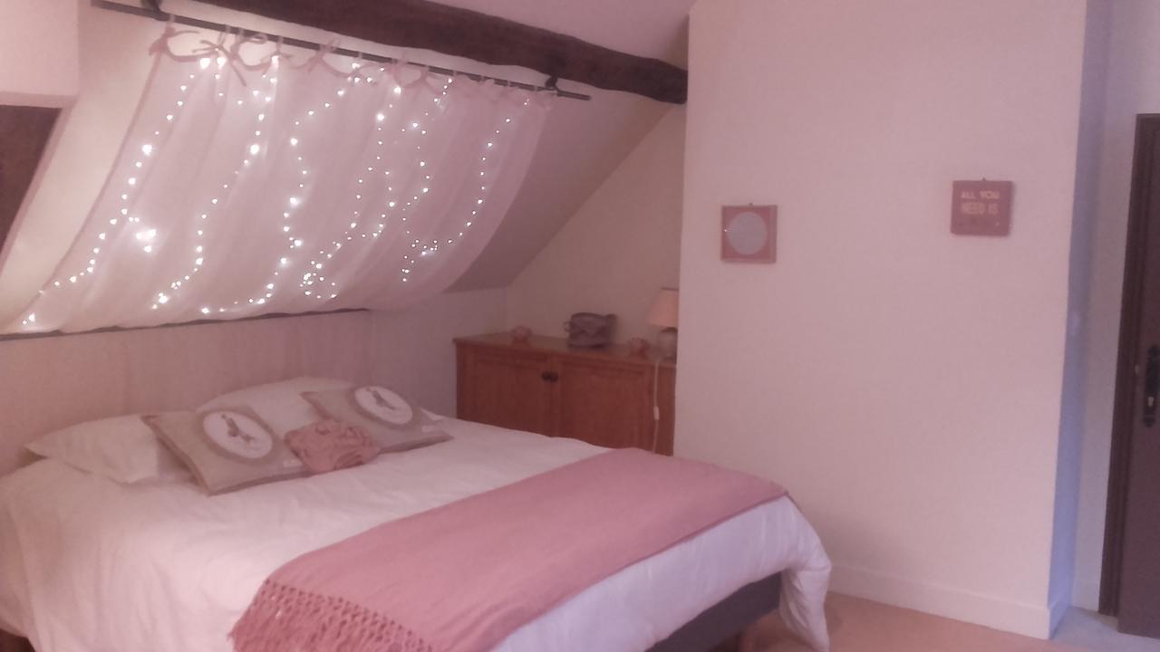 Bed and Breakfast La Ferme Des Ruelles Moigny Esterno foto