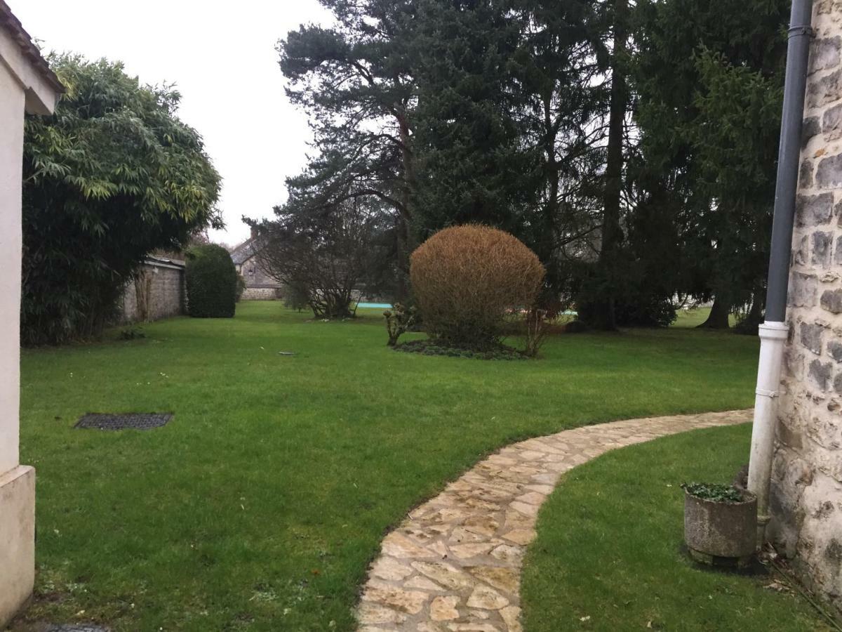 Bed and Breakfast La Ferme Des Ruelles Moigny Esterno foto